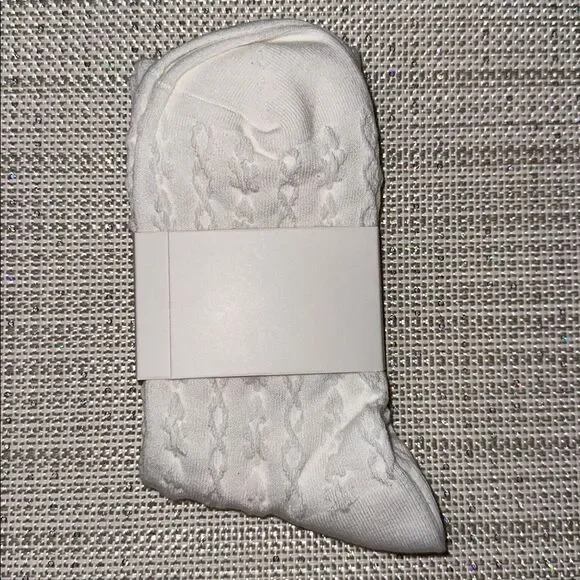 casa clara x Anthropologie Paulina White Embroidered Cherry Cable Knit Socks - Picture 6 of 8